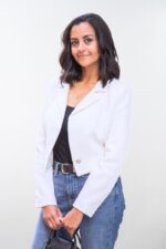 Blazer corto cruzado blanco de frente