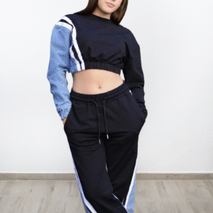 Conjunto deportivo bicolor con denim y líneas blancas – vista frontal